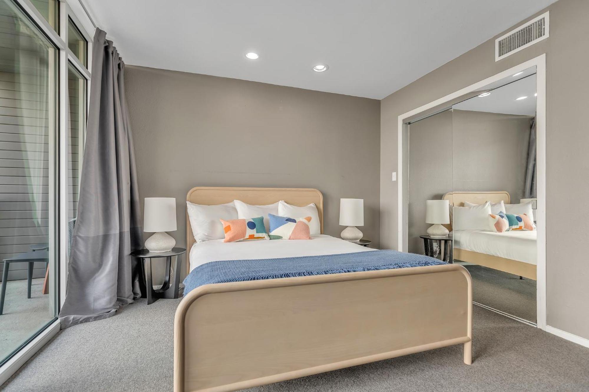 Littlefield Lofts, Hosted By Placemakr - 6Th St Austin Exteriér fotografie